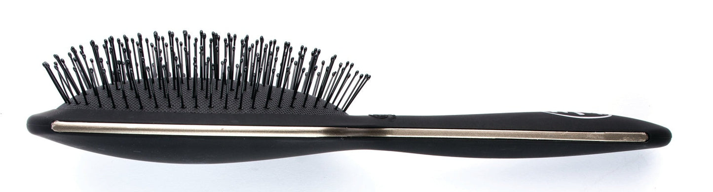Wet Brush Epic Professional Detangler in black with flexible bristles for smooth, easy hair detangling