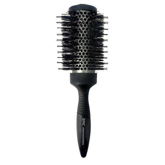 Wet Brush Epic Pro Blowout Brush with nylon bristles for effortless styling and volumizing results