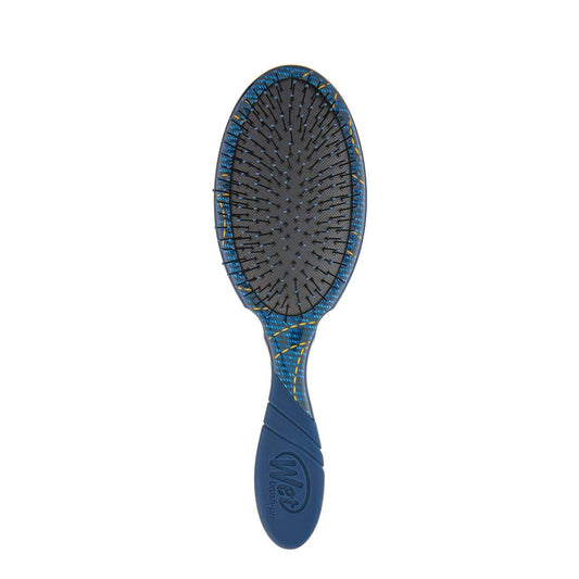 Wet Brush Pro Retro Free Sixty Hair Brush in Blue with Flexible Bristles for Easy Detangling