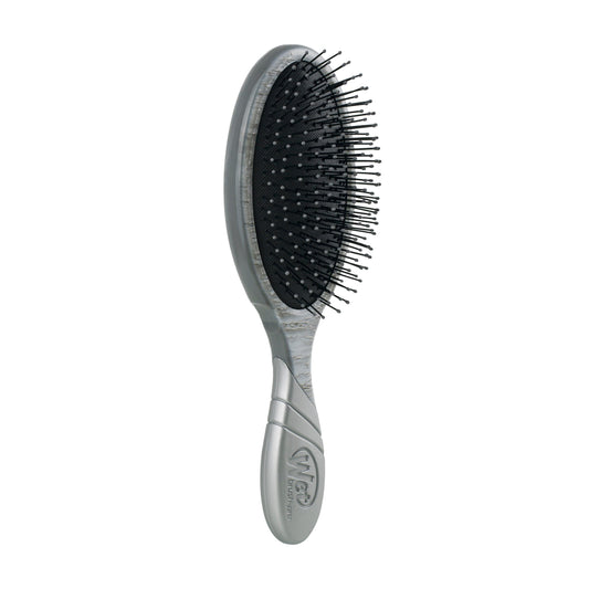 Wet Brush Winter Frost Pro Detangler with flexible bristles for easy detangling on wet or dry hair