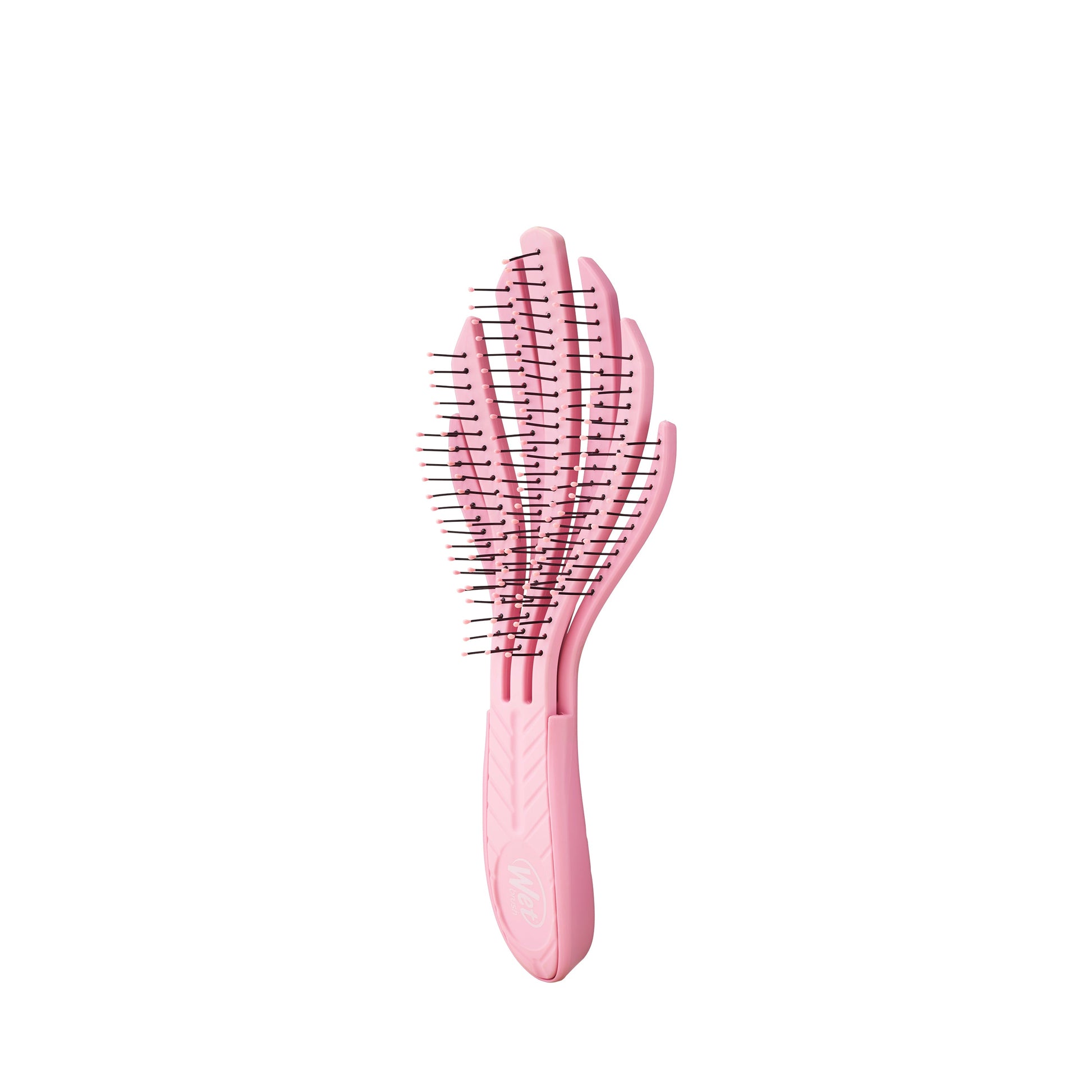Wet Brush Go Green Curl Detangler in Pink for Effortless Curl Management and Tangle-Free Styling