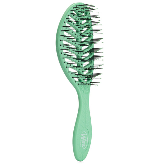 Wet Brush Go Green Detangler in Green with Flexible Bristles for Effortless Hair Detangling