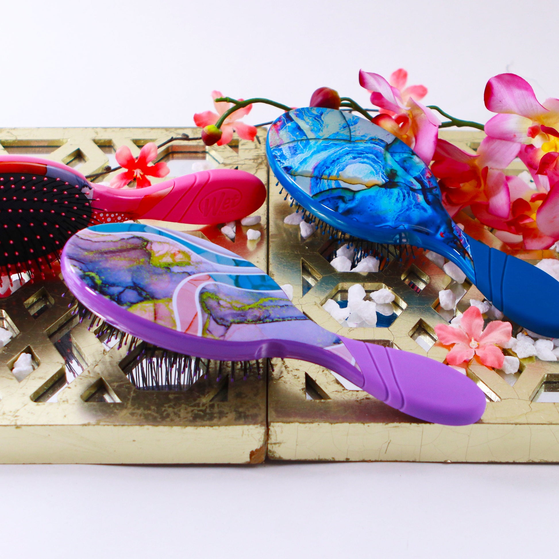 Wet Brush Pro Detangler Brushes in Colorful Designs for Effortless Hair Styling