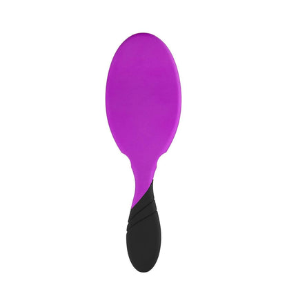 Wet Brush Pro Detangler in purple and black for easy and gentle hair styling
